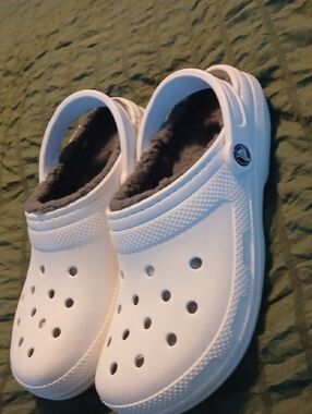 CROCS White with Gray Lined Classic Clog
